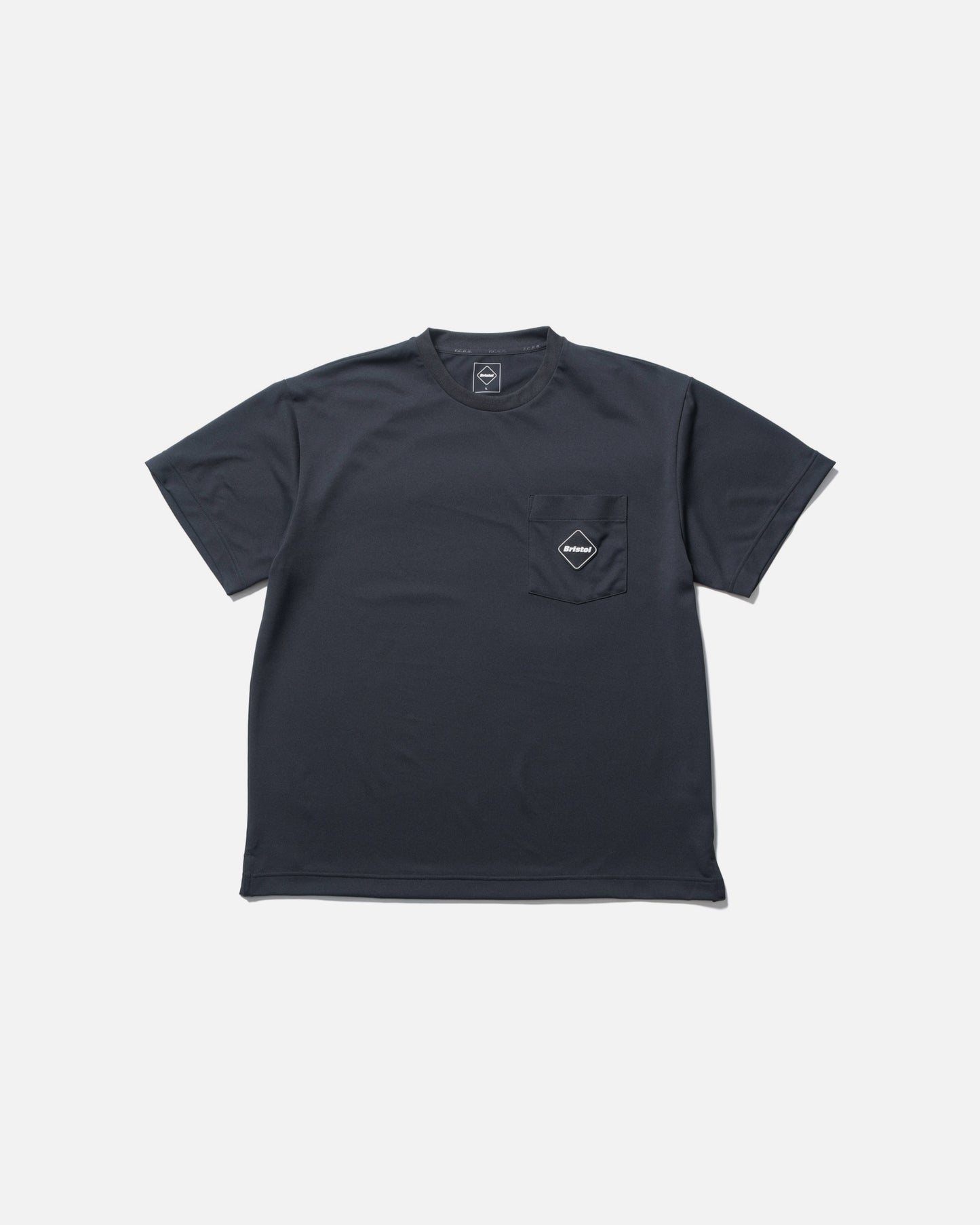 EMBLEM POCKET TEE (BLACK)