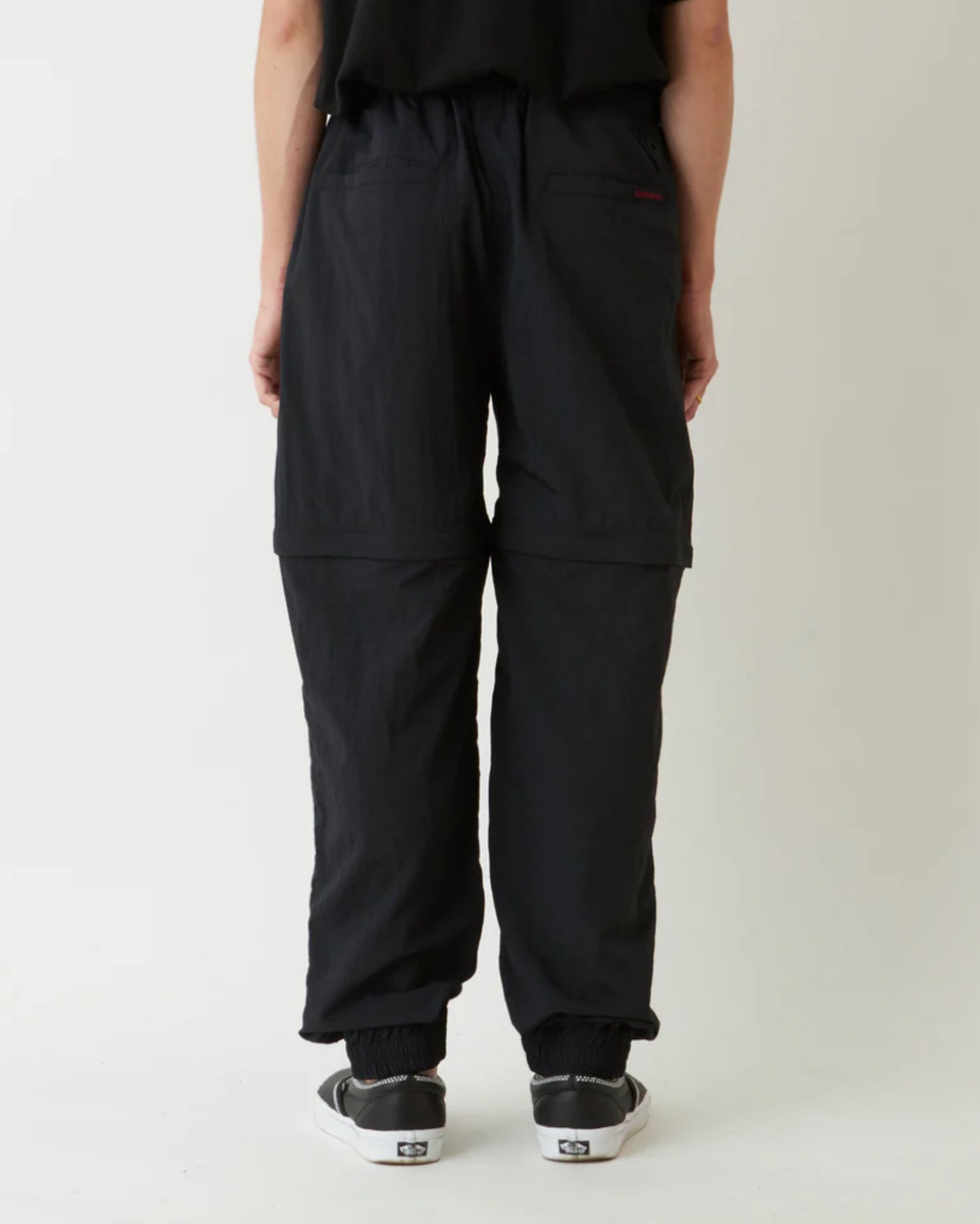 WM x GRAMICCI ZIP OFF JOGGER PANTS (BLACK)